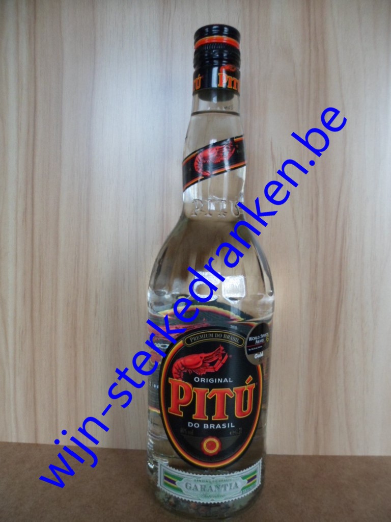 Pitu Cachaça Agua www.wijn-sterkedranken.be