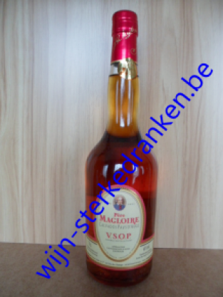 PERE MAGLOIRE VSOP CALVADOS www.wijn-sterkedranken.be